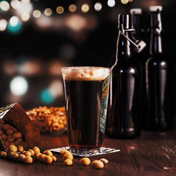 Wintertime - Pint glass - Image 3